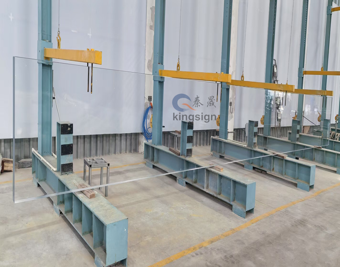 Phaxigglass र स्वचालित गिलास बीच के फरक छ